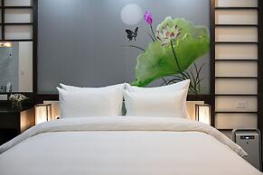Brandi Fuji Hotel