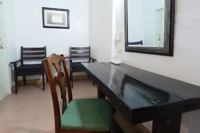 Pakdee House