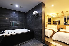 SM Boutique Hotel