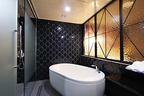 SM Boutique Hotel