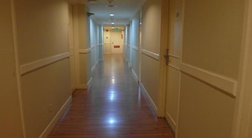 Somerset Hotel