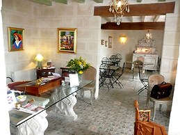 Logis Hôtel Demeure de la Vignole