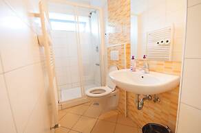 Simbol Rooms - Hostel