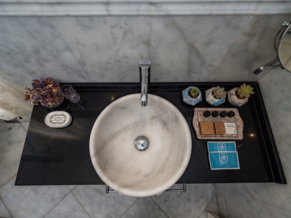 Beyaz Kapı Boutique Hotel