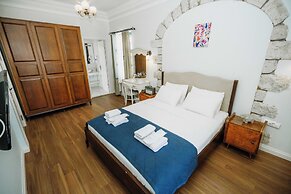 Beyaz Kapı Boutique Hotel