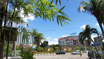 Palm City Villa