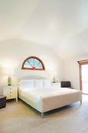 The Hampton Maid