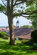 The Hampton Maid