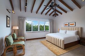 Itz'ana Resort & Residences