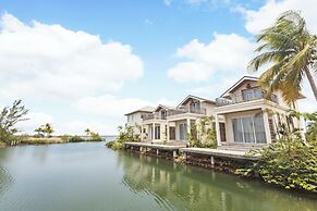Itz'ana Resort & Residences