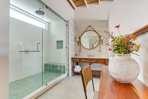Itz'ana Resort & Residences