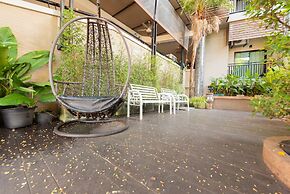 Romyen Garden Place