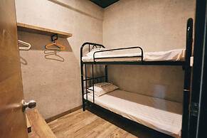Cube Bed Station - Hostel