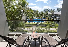 X10 Khaolak