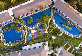 X10 Khaolak