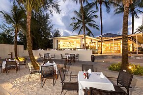 X10 Khaolak