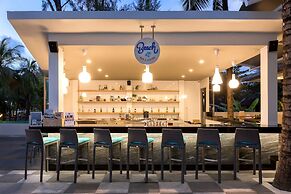 X10 Khaolak