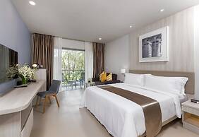 X10 Khaolak