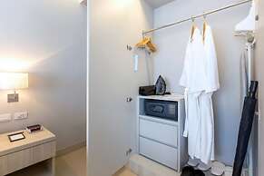 X10 Khaolak