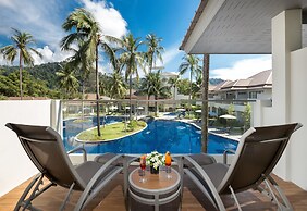X10 Khaolak