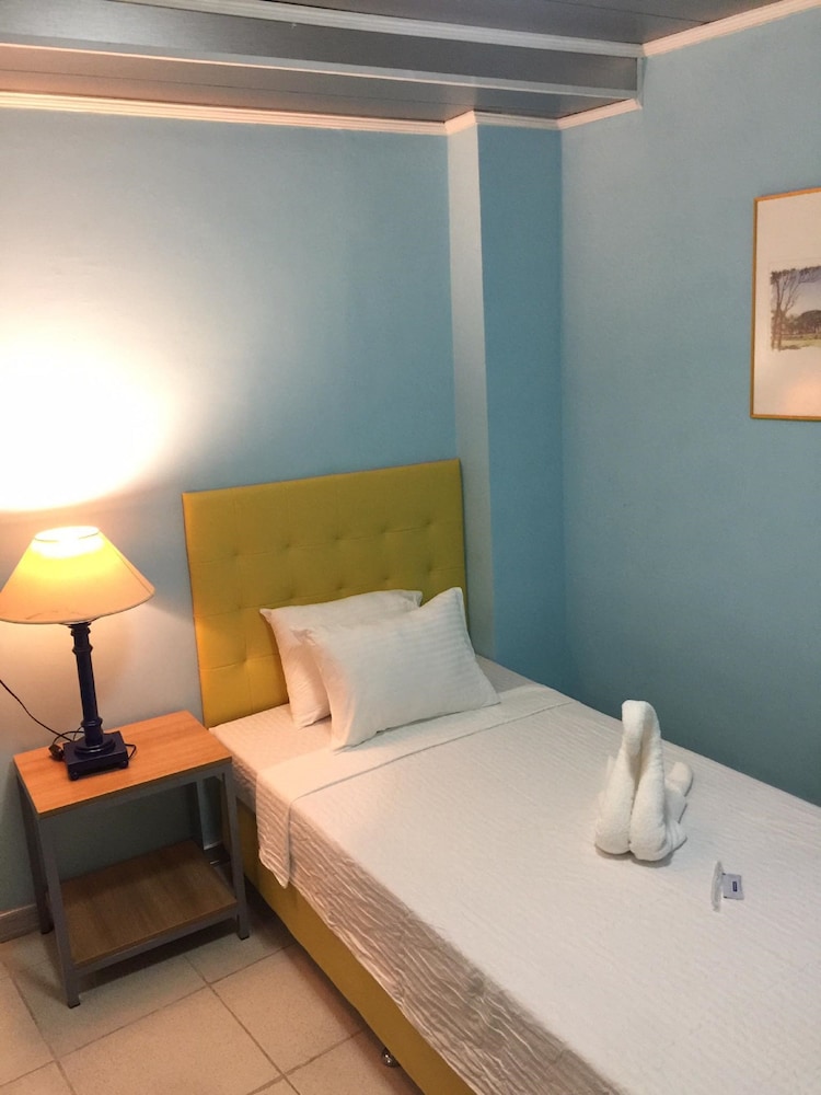 New Era Mandaue Budget Hotel