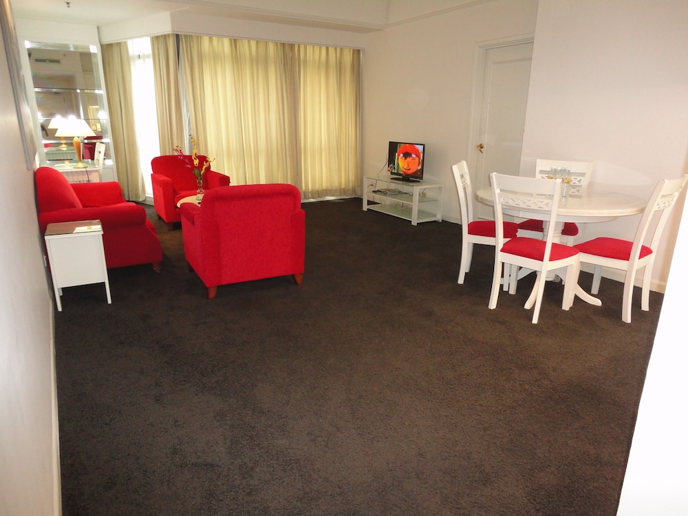 Real Point Suites at Times Square