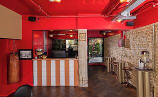 Scarlet Hotel