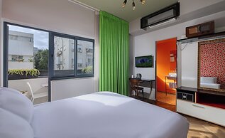 Scarlet Hotel