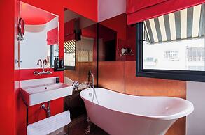 Scarlet Hotel