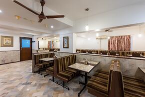 Hotel Balwas International