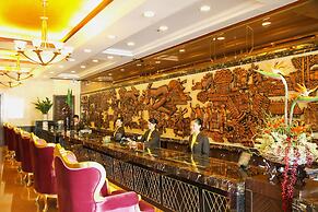 Golden City Hotel