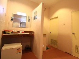 Baanrai Areeya