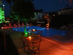 Tuncer Garden Hotel