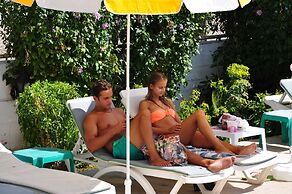 Tuncer Garden Hotel