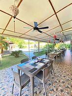 SUNVILLE HOTEL