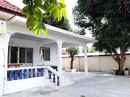 Mae Rampung Beach House 2