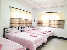 Mae Rampung Beach House 2