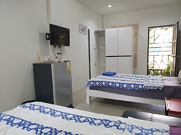 Rayonghouse Resort