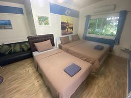 Rayonghouse Resort