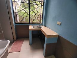 Rayonghouse Resort