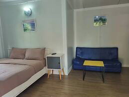 Rayonghouse Resort