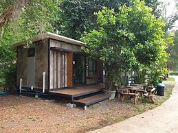 Rayonghouse Resort