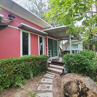 Rayonghouse Resort