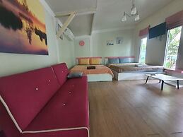 Rayonghouse Resort