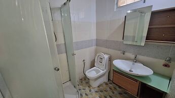 Rayonghouse Resort