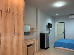 Rayonghouse Resort