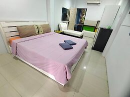 Rayonghouse Resort