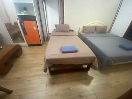 Rayonghouse Resort