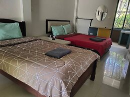 Rayonghouse Resort