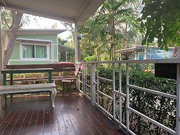 Rayonghouse Resort